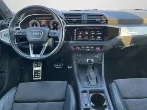 Audi Q3 S line 45 TFSIe S tronic LED NAVI ACC RFK Bild 4