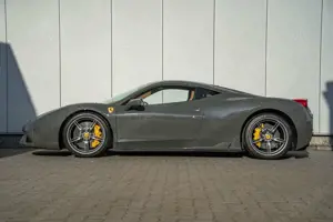 Ferrari 458 Speciale *engine cover carbon*rac.seats*lift Bild 3