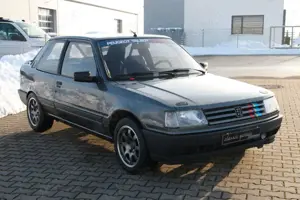 Peugeot 309