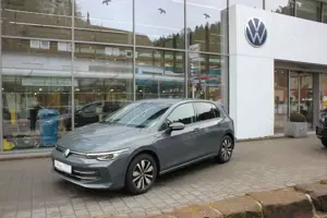Volkswagen Golf VIII Goal 2.0 TDI DSG Navi,LED,AHK,SHZ,ACC