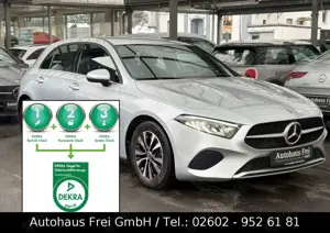 Mercedes-Benz A 200 ENTRY ADVANCED 1-HAND*MOPF*LED*NAVI*KAMERA