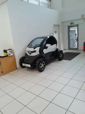 Renault Twizy TwizyINTENS mit Eigentumsbatterie und Korea-Seitenscheiben