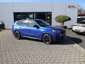 BMW X1 23d xDrive M Sport-ACC-el.AHK-Kamera-Widescr. Bild 2