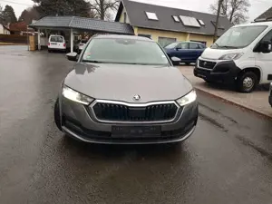 Skoda Octavia Combi Ambition AHK LED netto 10995€