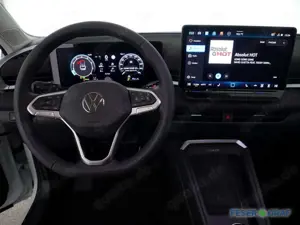 Volkswagen T-Roc Life 1.5 l eTSI OPF 110 kW (150 PS) Bild 3