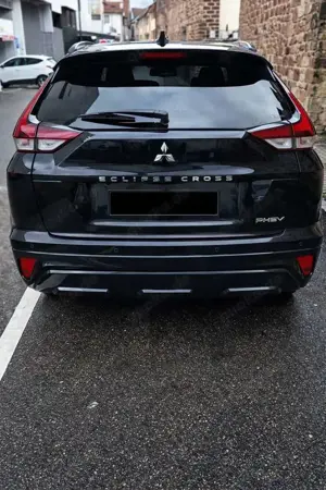 Mitsubishi Eclipse Cross Plug-In Hybrid 4WD Select Black Bild 4