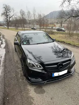 Mercedes-Benz E 220 AMG E 63 Optik Bild 5