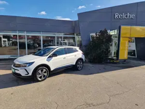 Opel Grandland GS 1,2 AT+NAV+MATRIX+SHZ+ACC+RFK+APA Klima Navi