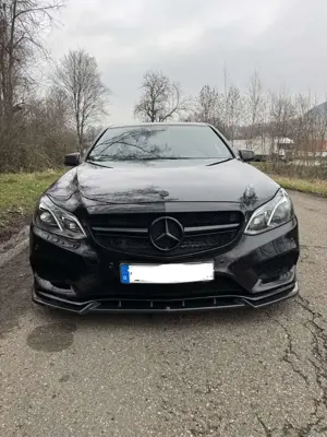 Mercedes-Benz E 220 AMG E 63 Optik Bild 4