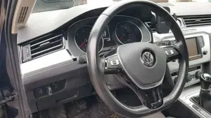 Volkswagen Passat Passat 2.0 TDI (BlueMotion Technology) Comfortline Bild 3