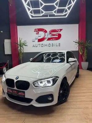 BMW 118 i Edition M Sport Shadow/LED/SHZ/Navi/