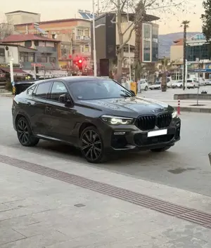 BMW X6 M M50i