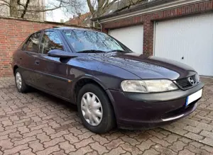 Opel Vectra 1.8 16V  TÜV06/27