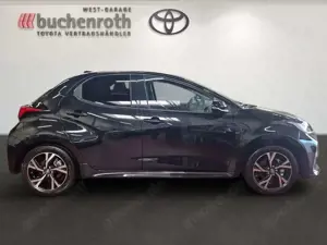 Toyota Yaris Hybrid Teamplayer +Safety-  Comfort Paket Bild 4