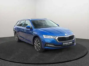 Skoda Octavia Combi 1.5 eTSI DSG Style Matrix AHK STHZ Navi HUD