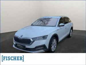 Skoda Octavia Combi Scout 2.0TDI 4x4 DSG LED Navi AHK HUD