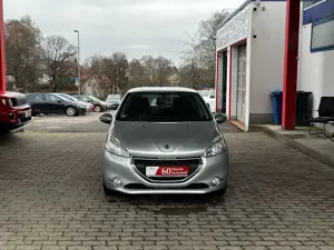 Peugeot 208 Bild 2