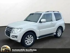 Mitsubishi Pajero 3.2 DI-D Edition 100*NUR 144TKM*XENON*AHK
