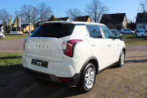 KGM Tivoli Spezial 135PS 6MT RFK DAB Apple/And Bild 2
