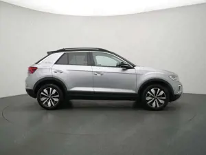 Volkswagen T-Roc Goal DSG NAVI VIRT AHK ACC KAM SHZ CARP Bild 2