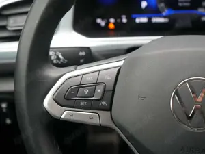 Volkswagen T-Roc Goal DSG NAVI VIRT AHK ACC KAM SHZ CARP Bild 5