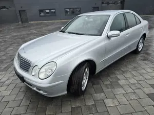 Mercedes-Benz E 200 E 200 Kompressor (211.042)