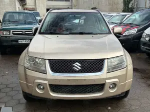 Suzuki Vitara Suzuki vitara Automatik