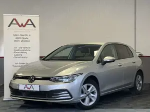 Volkswagen Golf 2.0 TDI Life LED ACC CarPlay AllwettReifen