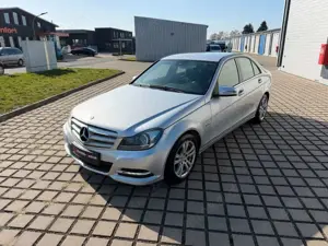 Mercedes-Benz C 200 CGI BlueEfficiency*AUT*BI-XENON*NAVI*