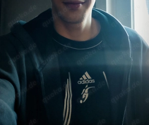 Junger Mann sucht Paar