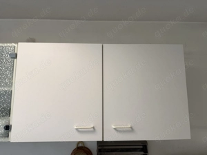Hängeschrank (weiss doppel) umsonst
