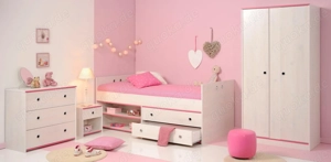 Kinderzimmer 2 Jahre alt kaum gebraucht