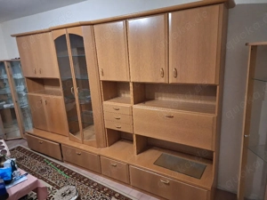 Schrankwand und Fernsehschrank