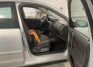 Volkswagen Polo Comfortline Bild 3