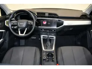 Audi Q3 35 TFSI S-tronic advanced LED/AHK Bild 4