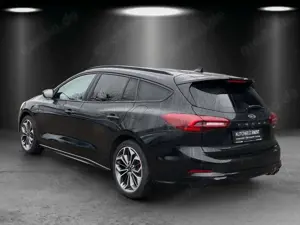 Ford Focus Turnier ST-Line LED/ACC/KAMERA/NAVI/SHZ/ Bild 3