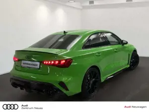 Audi RS3 Limousine 294 kW S tronic Bild 3