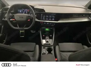 Audi RS3 Limousine 294 kW S tronic Bild 5