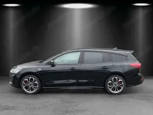 Ford Focus Turnier ST-Line LED/ACC/KAMERA/NAVI/SHZ/ Bild 2