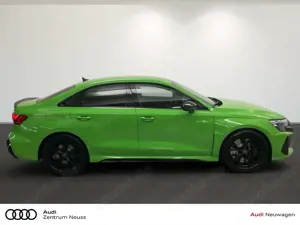 Audi RS3 Limousine 294 kW S tronic Bild 2