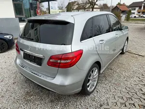 Mercedes-Benz B 220 CDI*Autom.*2.Hand*AHK*Bi-Xenon*SHZ*USB* Bild 5