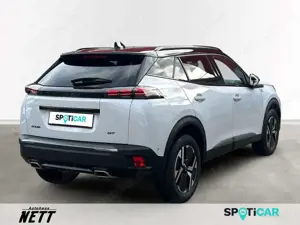 Peugeot 2008 GT PureTech 130 EAT8 Bild 3
