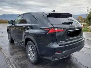Lexus NX 300h NX 300h E-FOUR