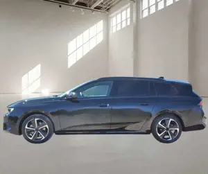 Opel Astra Sports Tourer 1.2 Turbo GS Bild 3