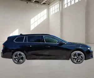 Opel Astra Sports Tourer 1.2 Turbo GS Bild 4