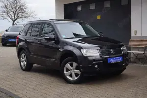 Suzuki Grand Vitara 1.9 DDIS X 30 KLIMA+LEDER+NAVI+XENON+AHK+SchDach