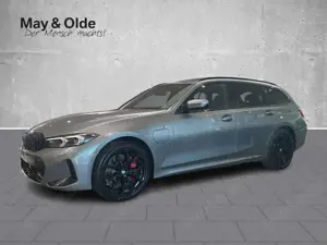 BMW 330 e xDrive Touring M-Sport Pro AHK Pano Memory