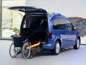 Volkswagen Caddy DSG Highline-Behindertengerecht-Rampe