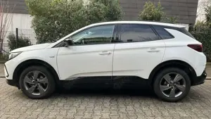 Opel Grandland 1.2 DI Automatik GS mit Garantie