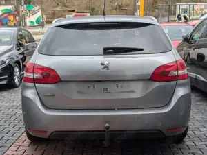 Peugeot 308 Tech Edition AUT. NAVI. KAMERA. AHK Bild 3